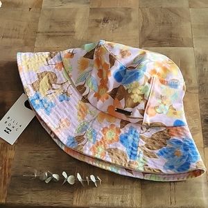 Billabong bucket hat